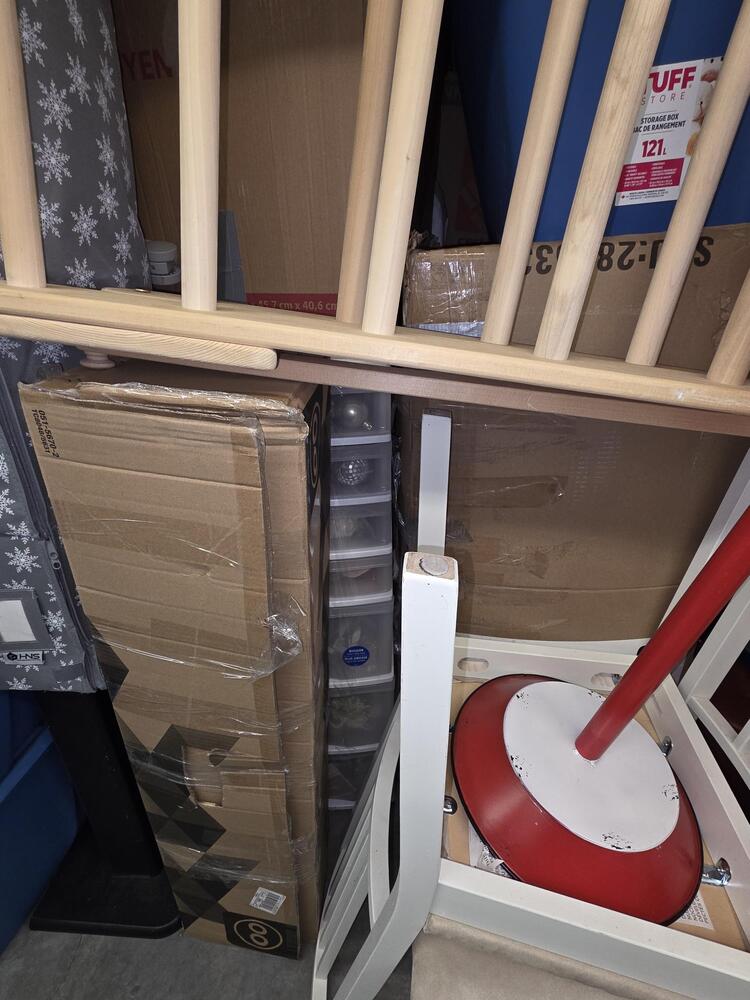 3401 - StorageMart SE Marine Dr & Knight St  auction IB-9638 20