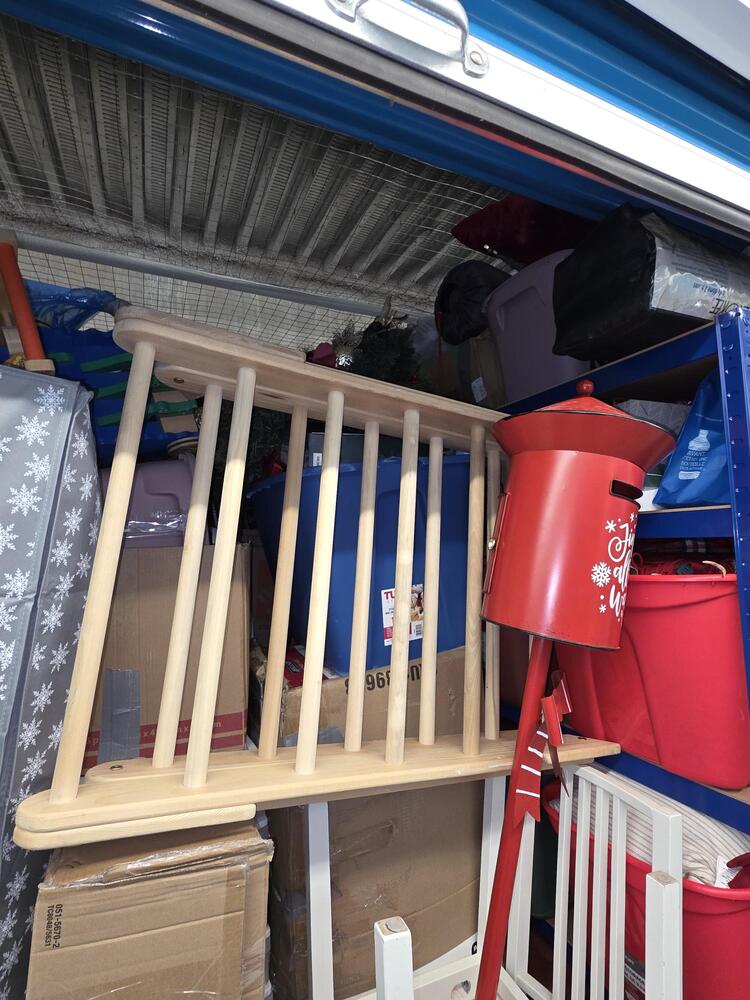 3401 - StorageMart SE Marine Dr & Knight St  auction IB-9638 50