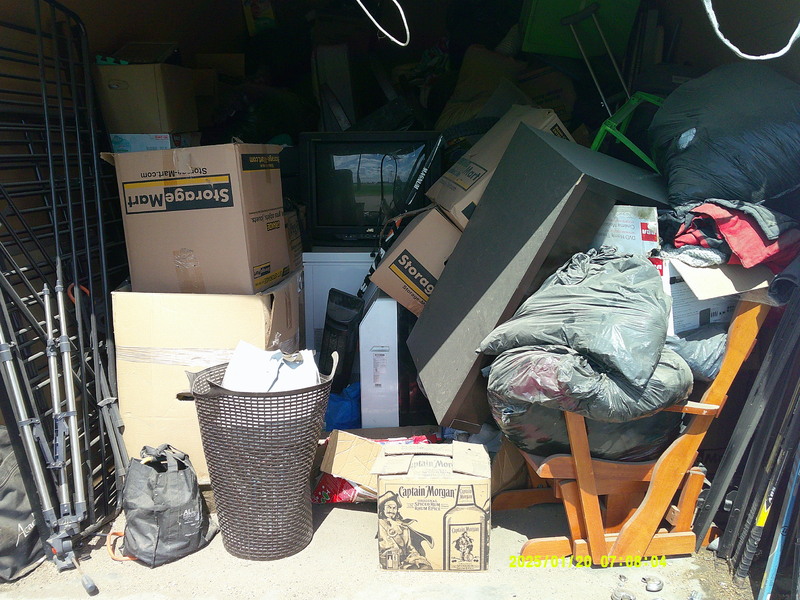 3204 - StorageMart Circle Dr and 11th St W   auction IB-8170