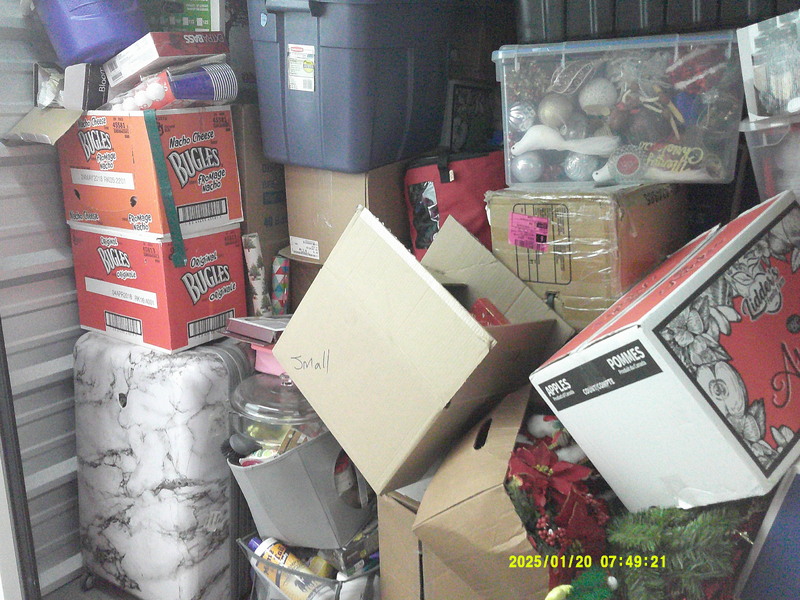 3204 - StorageMart Circle Dr and 11th St W   auction IB-4749 10