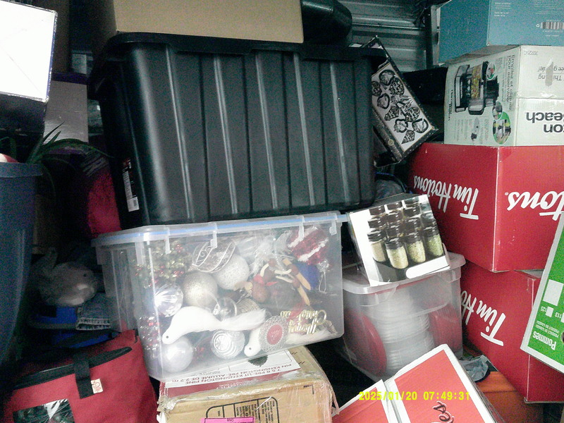 3204 - StorageMart Circle Dr and 11th St W   auction IB-4749 30