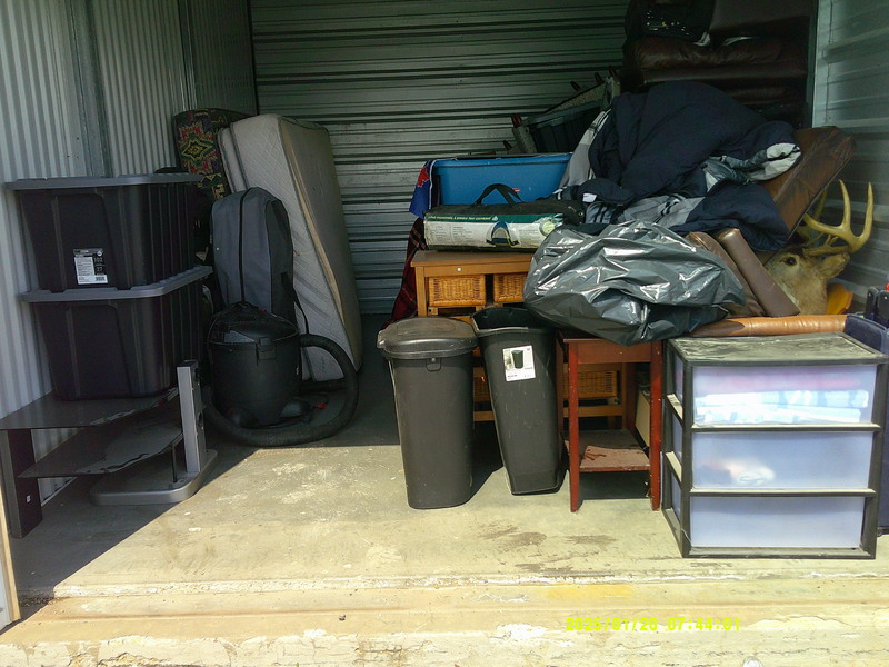 3204 - StorageMart Circle Dr and 11th St W   auction IB-4089