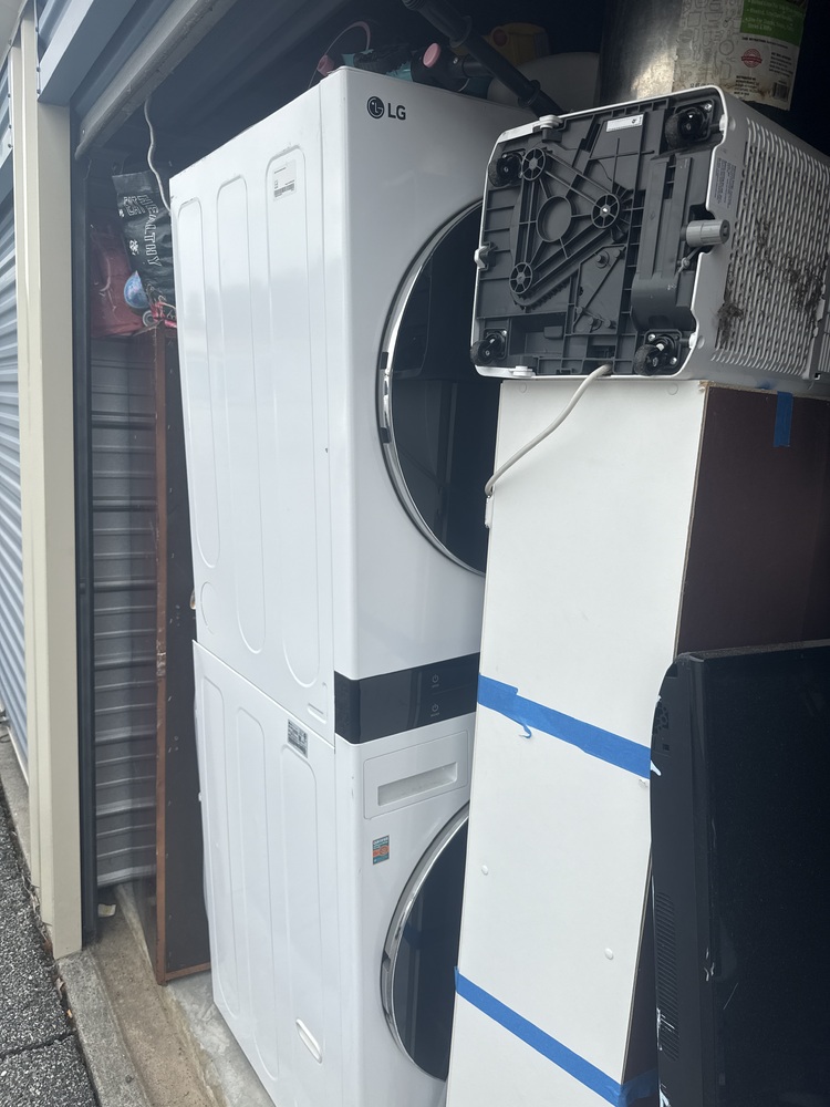 Air Base Mini Storage - Dover  auction IB-9031 10