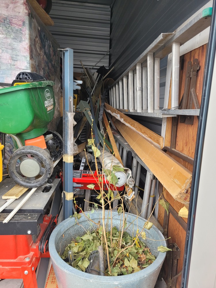 Stanley Storage - Niagara Falls  auction IB-6840 30