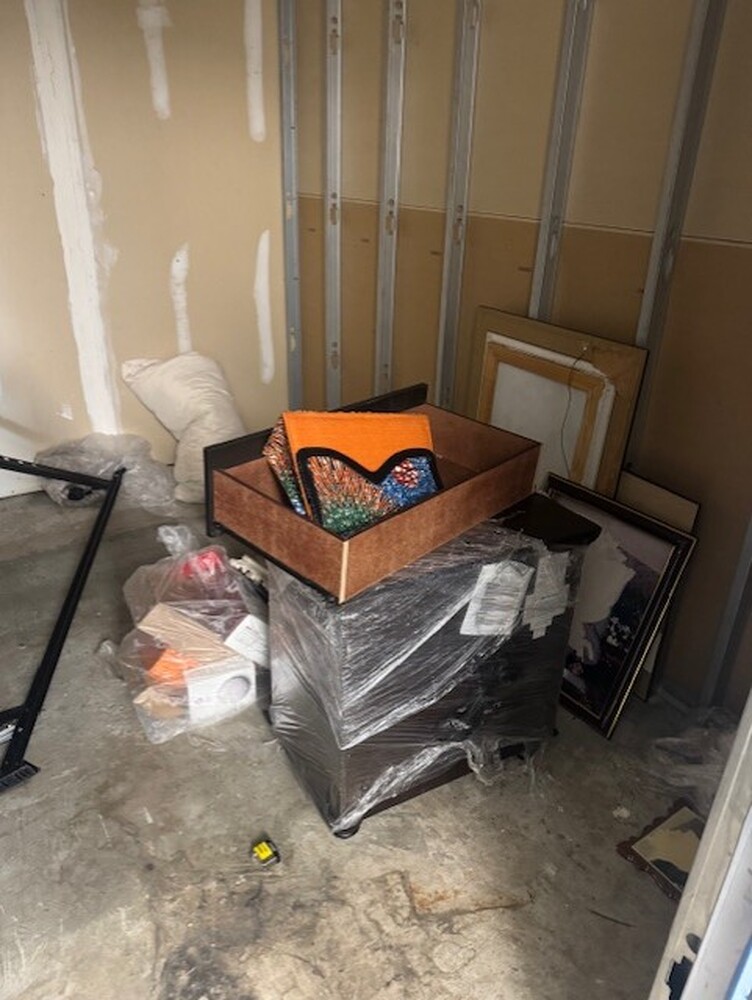 3014 - StorageMart Trethewey Dr Toronto  auction IB-1694 10