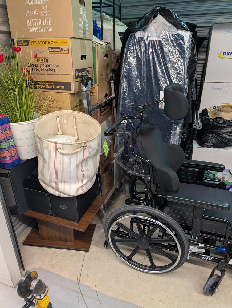 3007 - StorageMart Evans Ave Etobicoke  auction IB-5300