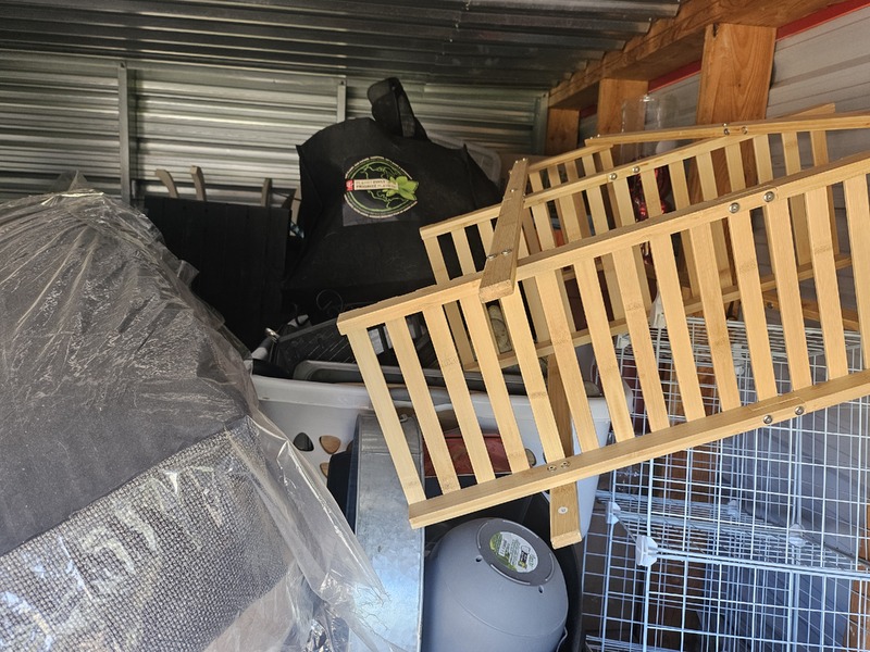 3035 - StorageMart Belleville  auction IB-9573