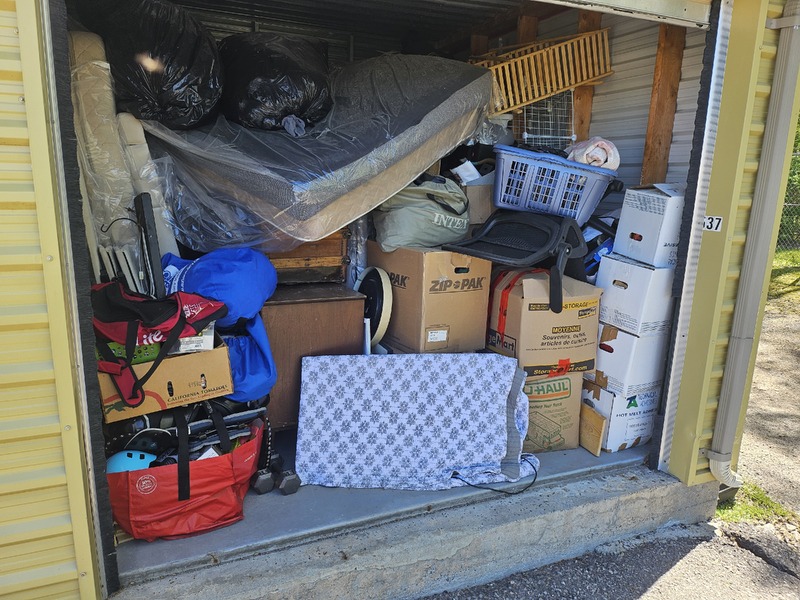 3035 - StorageMart Belleville  auction IB-9573 110