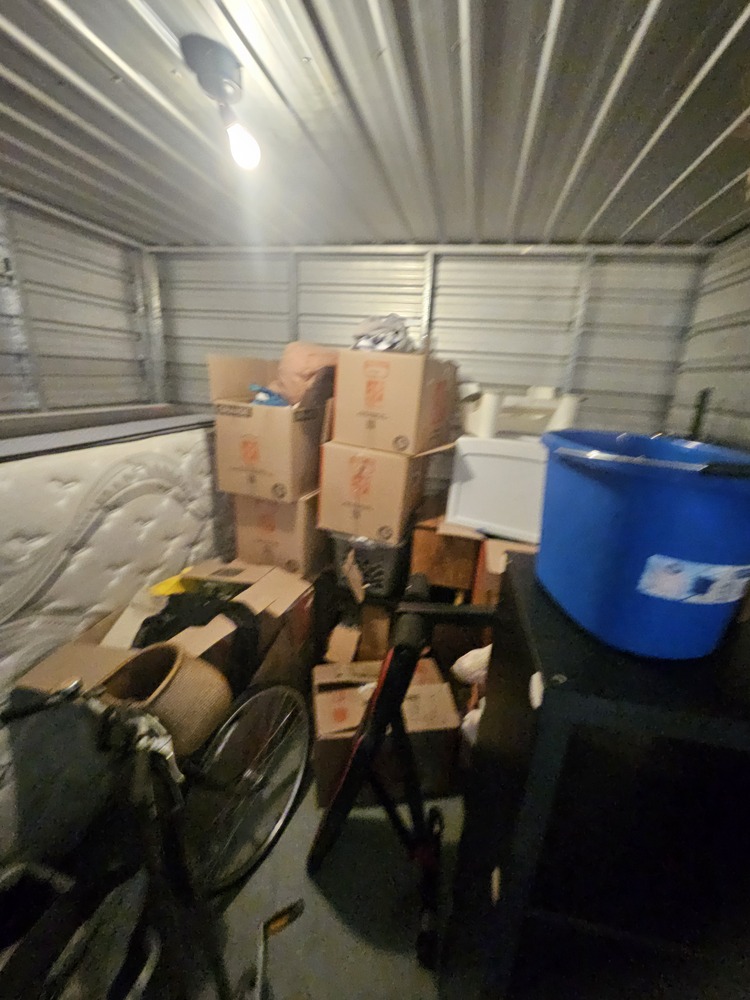 3035 - StorageMart Belleville  auction IB-3466