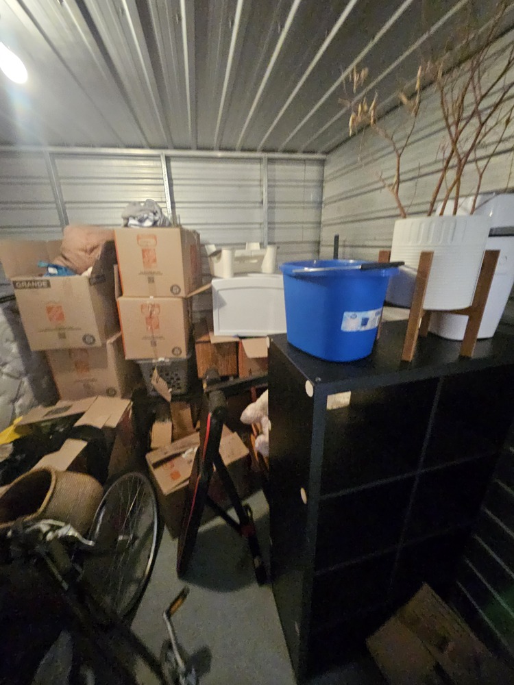 3035 - StorageMart Belleville  auction IB-3466 30