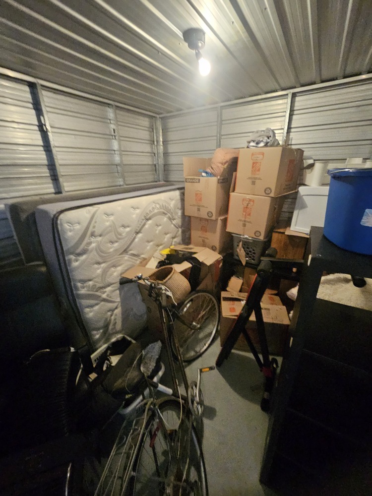 3035 - StorageMart Belleville  auction IB-3466 60