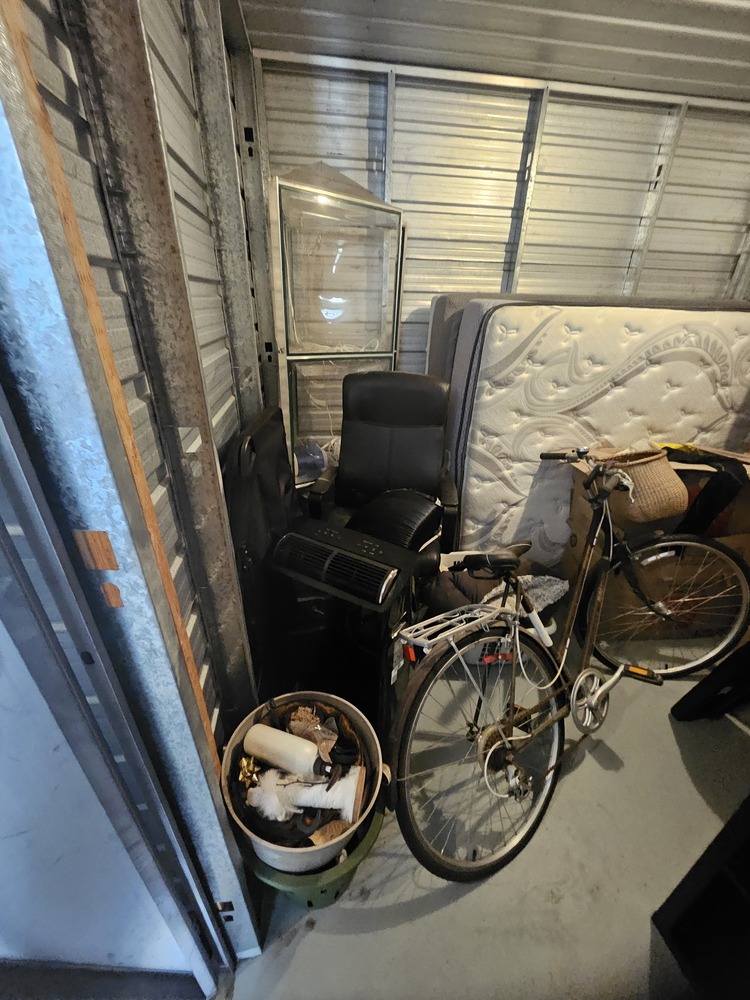 3035 - StorageMart Belleville  auction IB-3466 70