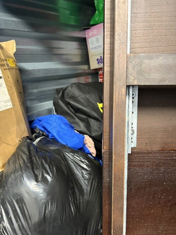 3001 - StorageMart Commissioners Rd W  auction IB-6552 60