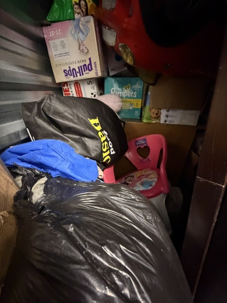 3001 - StorageMart Commissioners Rd W  auction IB-6552 110