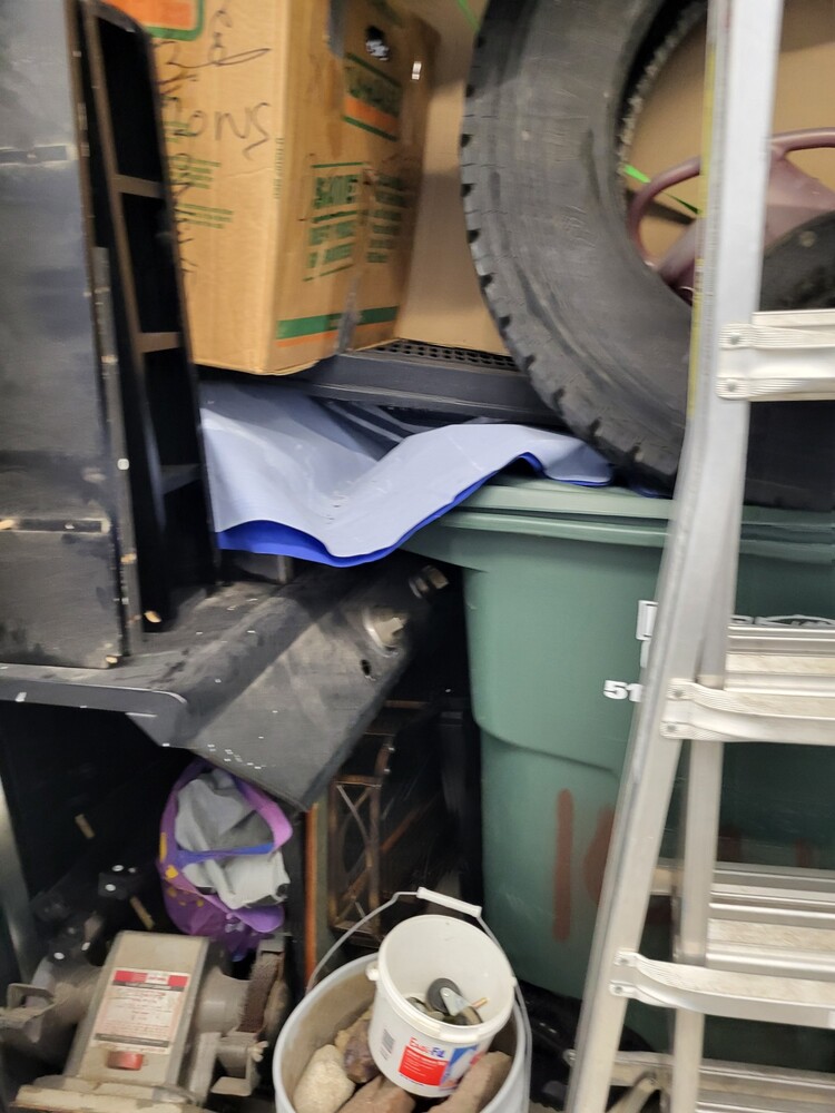 3006 - StorageMart Lauzon Rd. Windsor  auction IB-2542 20