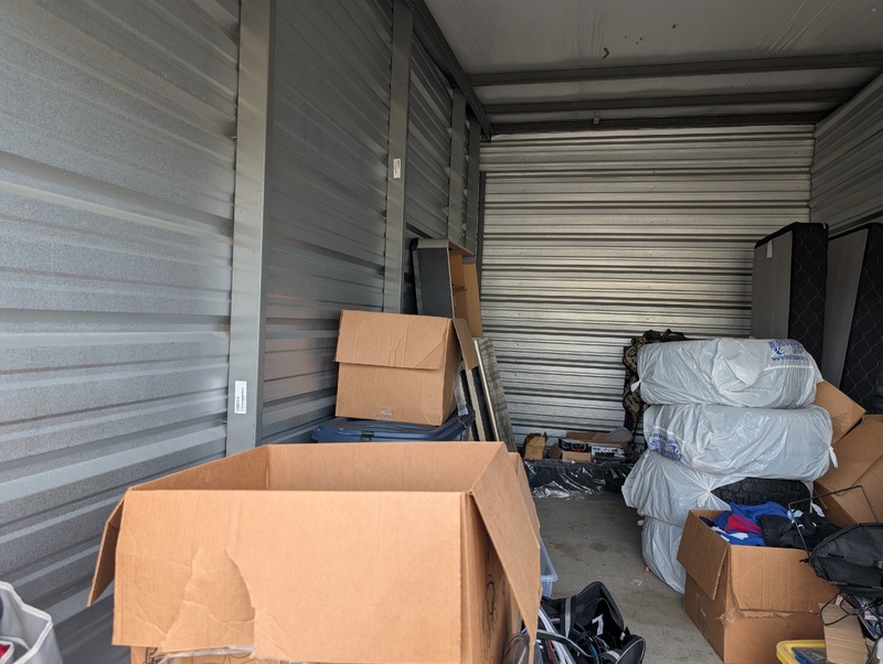 3002 -StorageMart  Wonderland Rd S  auction IB-5417