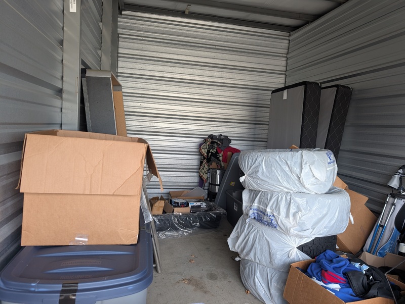 3002 -StorageMart  Wonderland Rd S  auction IB-5417 40