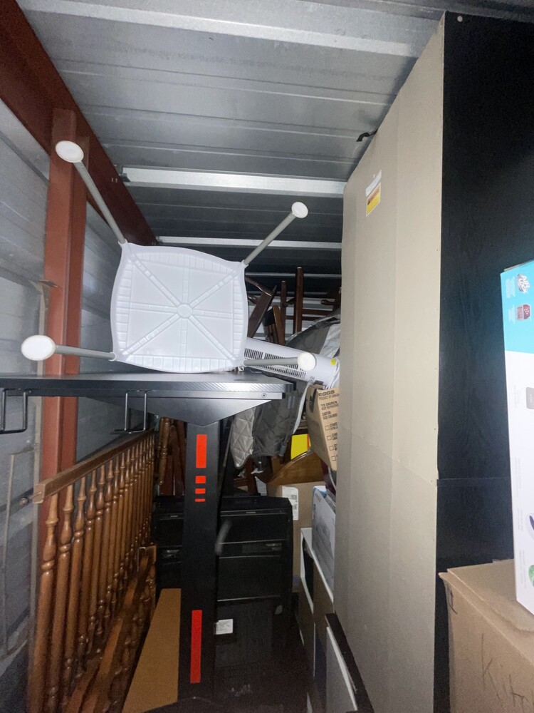 3003 -StorageMart  Adelaide St  auction IB-9705