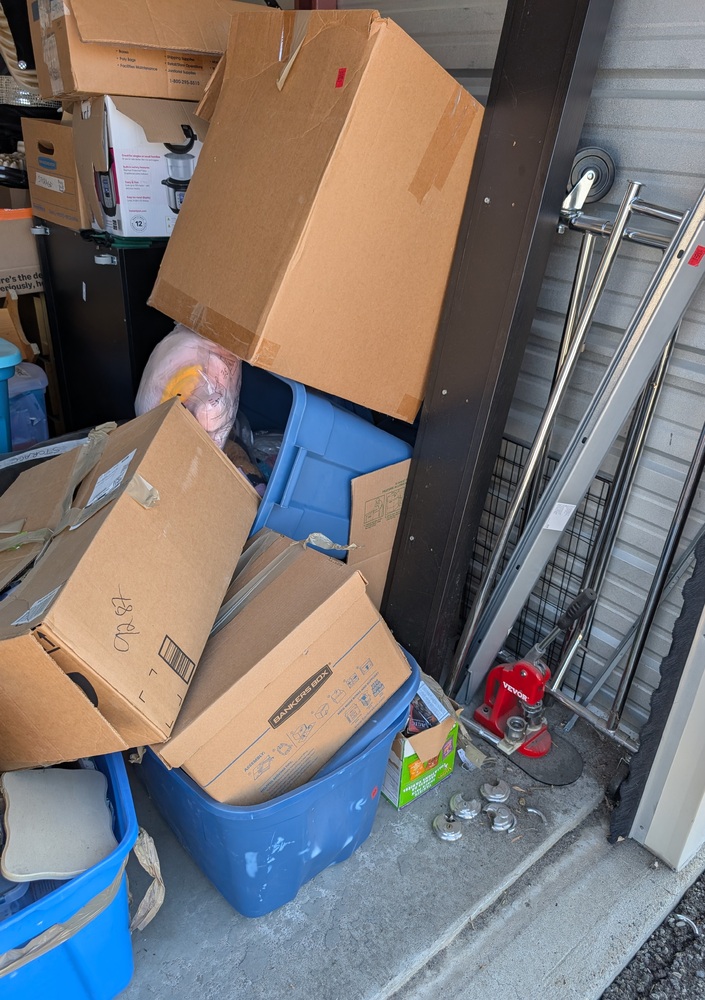2570 - StorageMart  Westside Dr W  auction IB-8290 20