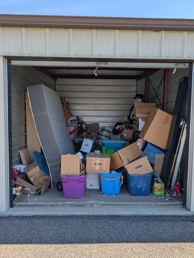2570 - StorageMart  Westside Dr W  auction IB-8290 30