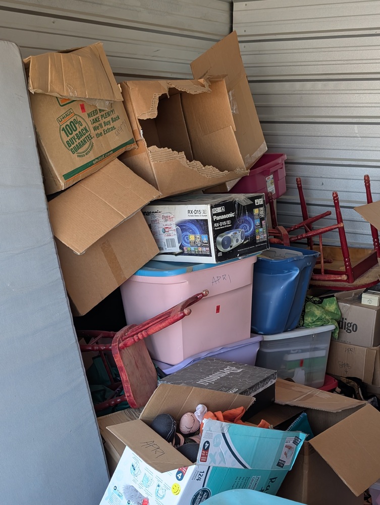 2570 - StorageMart  Westside Dr W  auction IB-8290 40