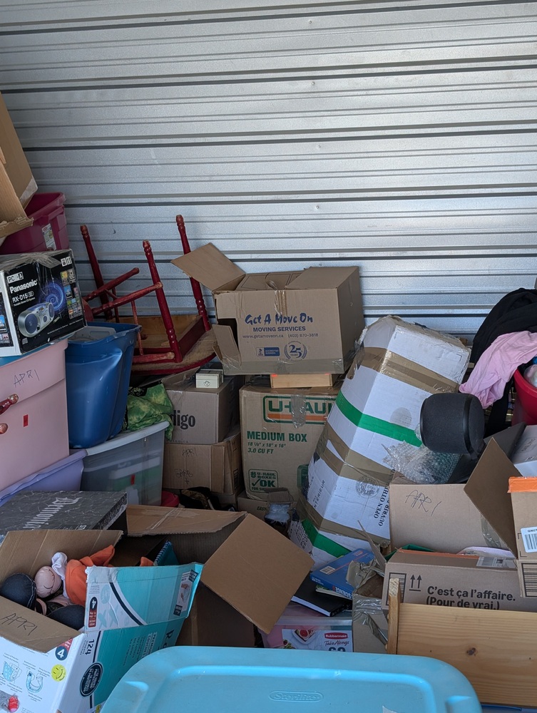 2570 - StorageMart  Westside Dr W  auction IB-8290 70