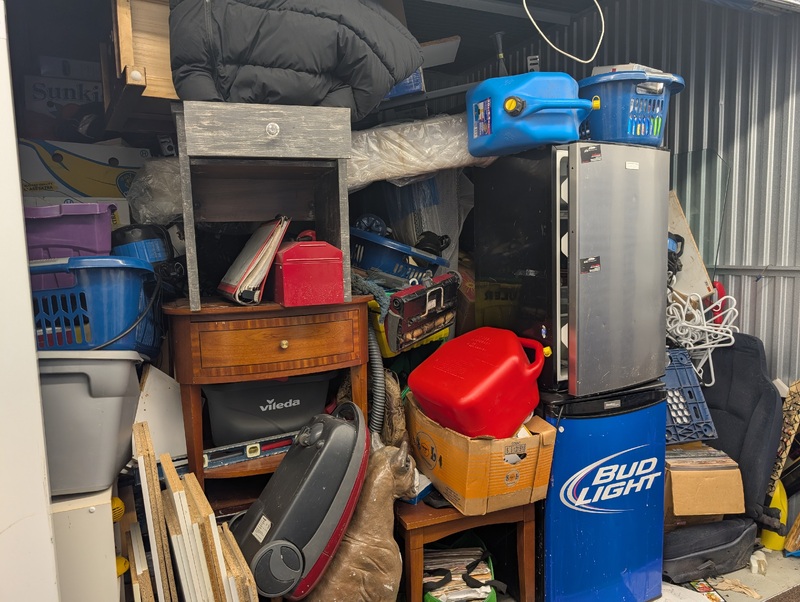 3002 -StorageMart  Wonderland Rd S  auction IB-8276 30