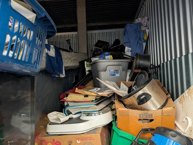 3002 -StorageMart  Wonderland Rd S  auction IB-8276 50