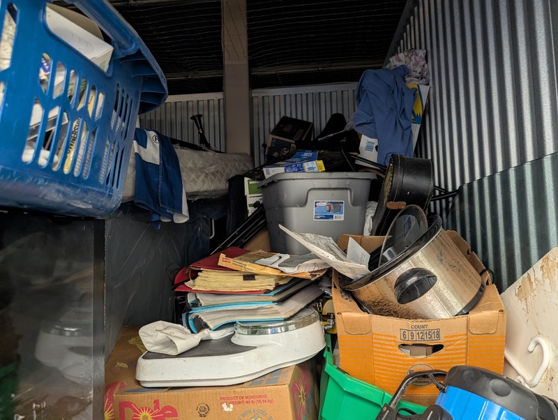 3002 -StorageMart  Wonderland Rd S  auction IB-8276 40