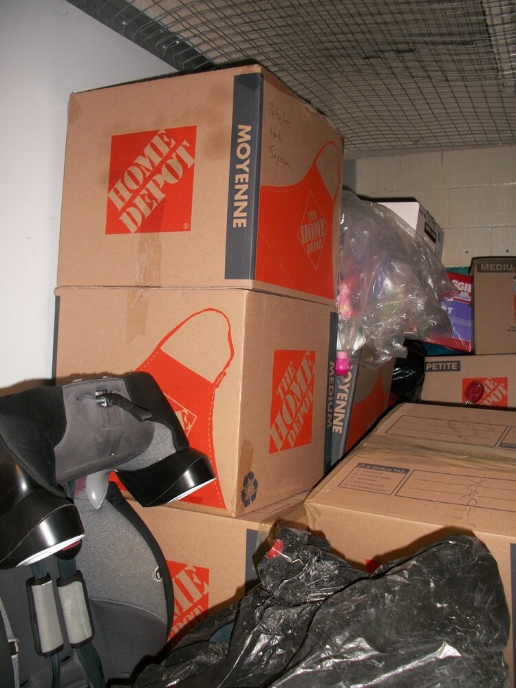 3018 - StorageMart Alden Rd  auction IB-5204 10