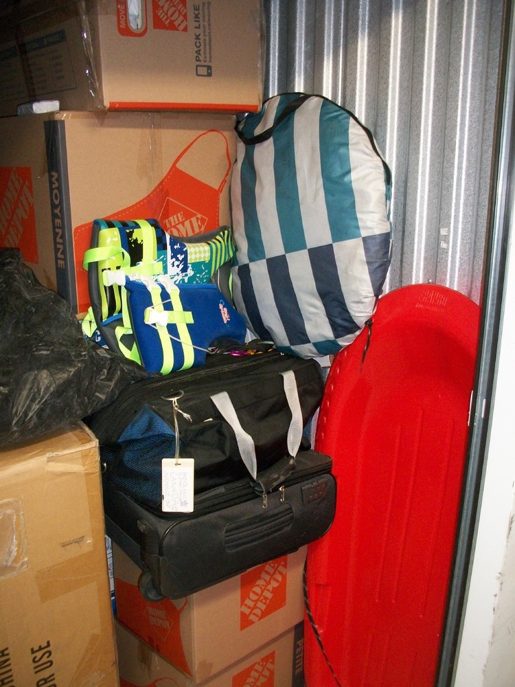 3018 - StorageMart Alden Rd  auction IB-5204 50
