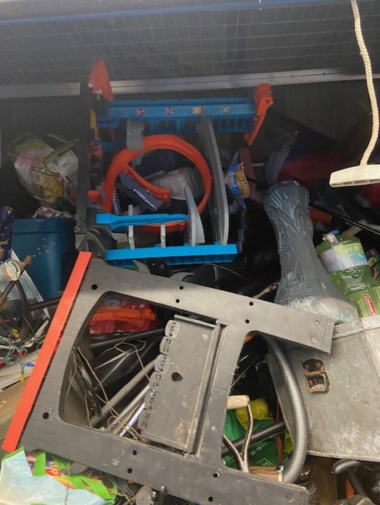 3006 - StorageMart Lauzon Rd. Windsor  auction IB-2904 20