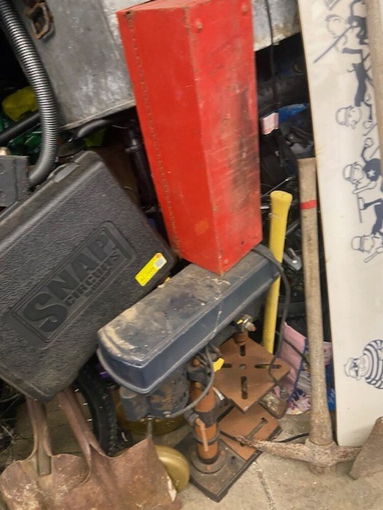 3006 - StorageMart Lauzon Rd. Windsor  auction IB-2904 60