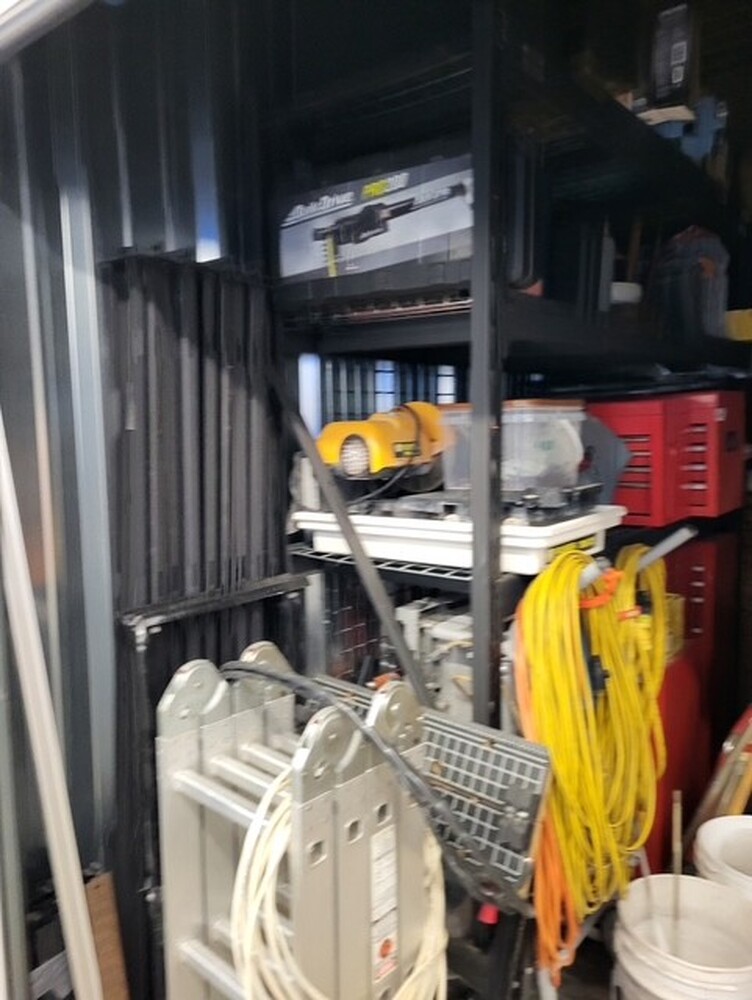 3006 - StorageMart Lauzon Rd. Windsor  auction IB-6687 10