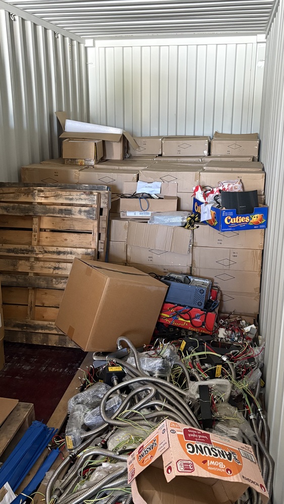 Secure-Rite Mobile Storage - Surrey Yard  auction IB-8394 170