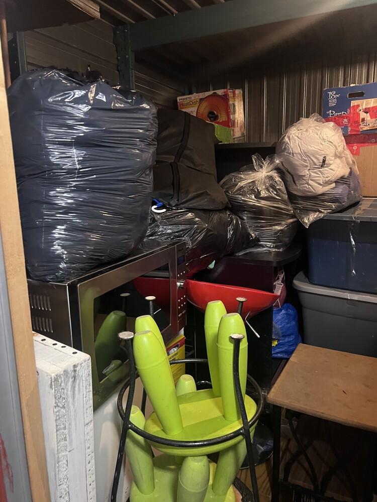 3106 - StorageMart St-Hubert  auction IB-1716 20