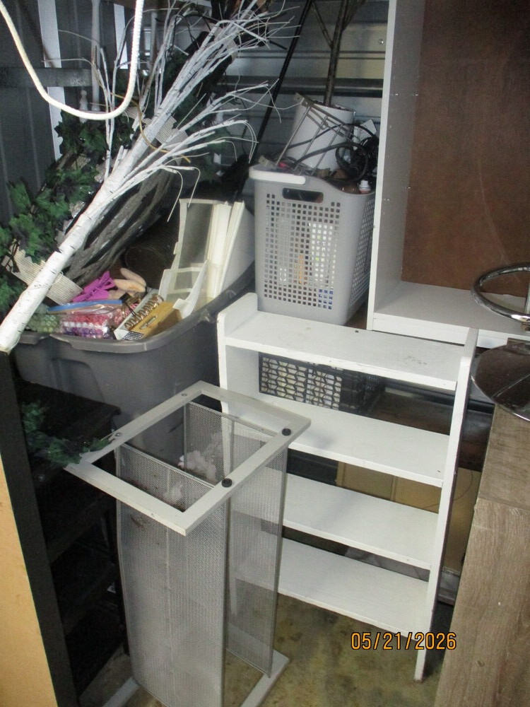 3205 - StorageMart 1st Ave N & Duke St   auction IB-4606 20