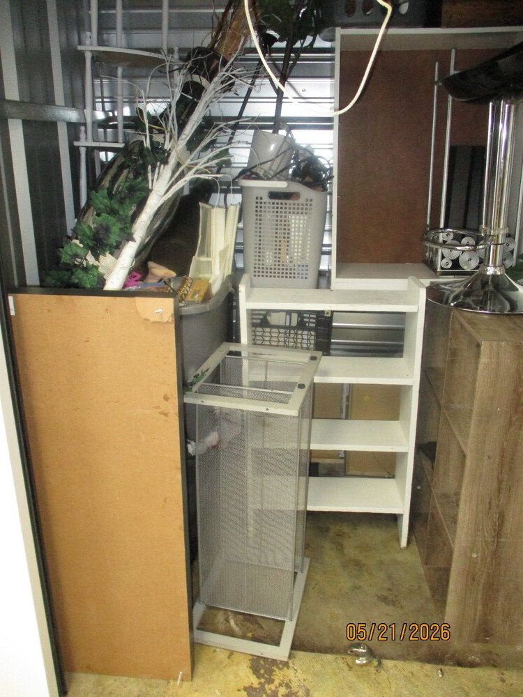 3205 - StorageMart 1st Ave N & Duke St   auction IB-4606 40