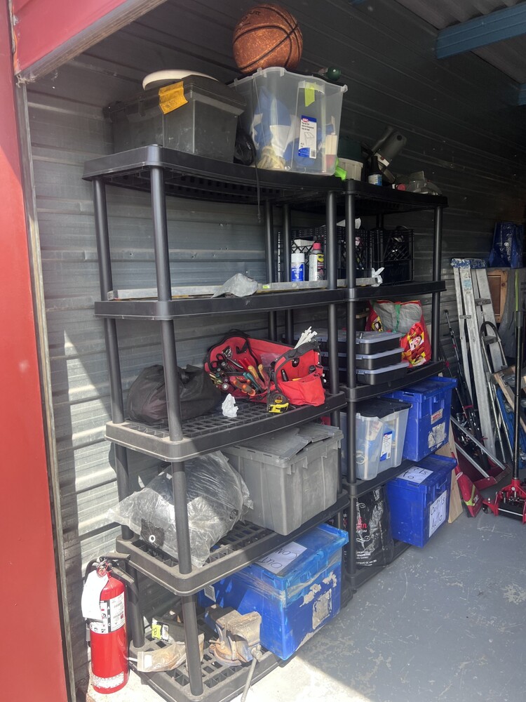 3106 - StorageMart St-Hubert  auction IB-1123