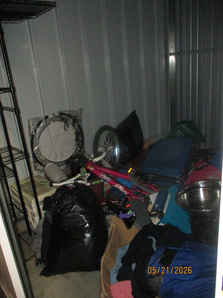 3205 - StorageMart 1st Ave N & Duke St   auction IB-7859