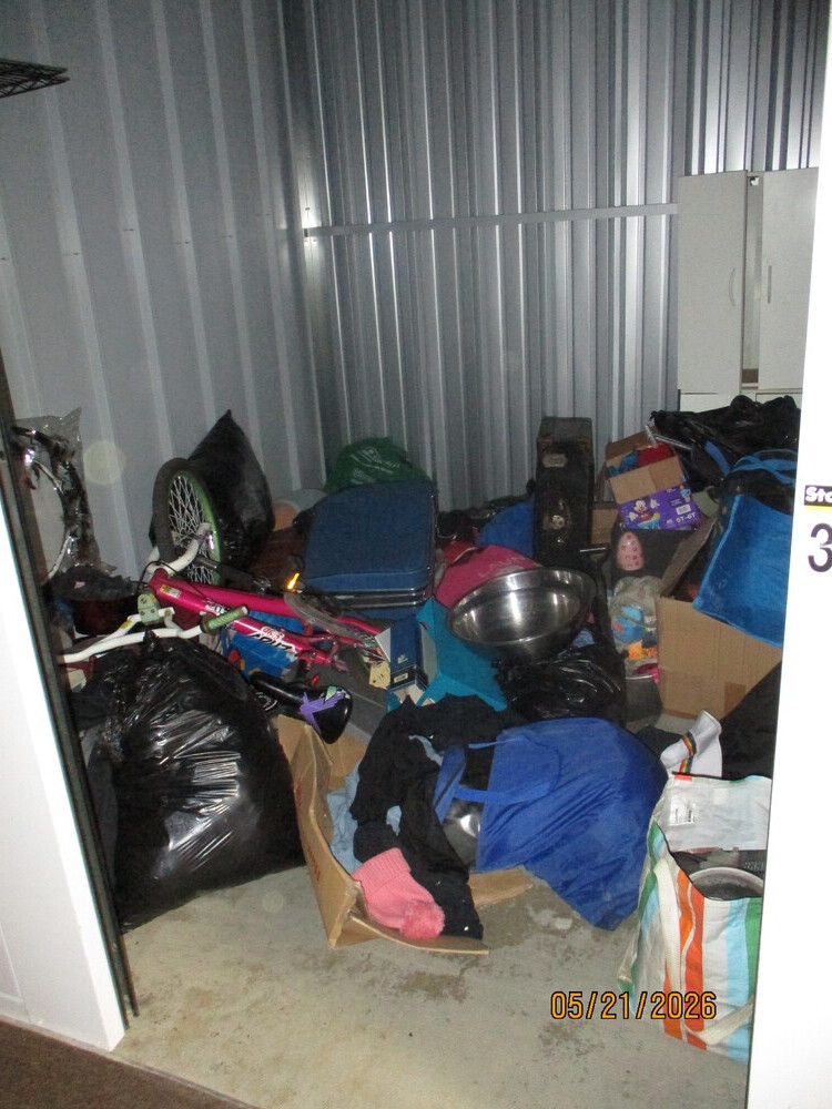 3205 - StorageMart 1st Ave N & Duke St   auction IB-7859 30