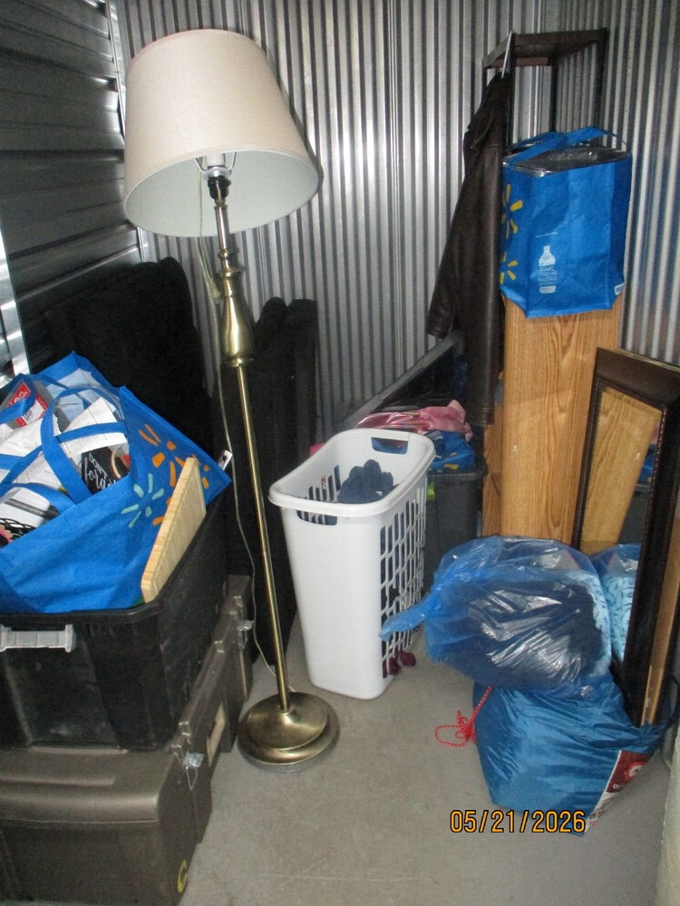 3205 - StorageMart 1st Ave N & Duke St   auction IB-7990 20