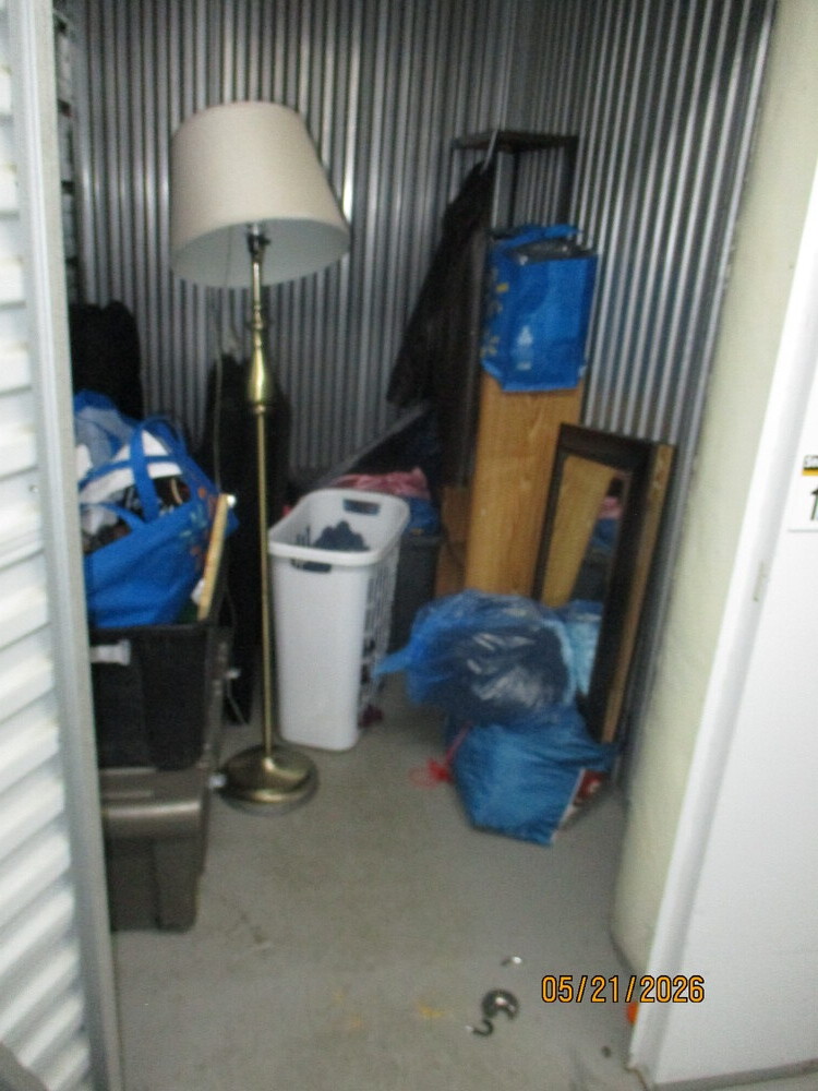 3205 - StorageMart 1st Ave N & Duke St   auction IB-7990 30