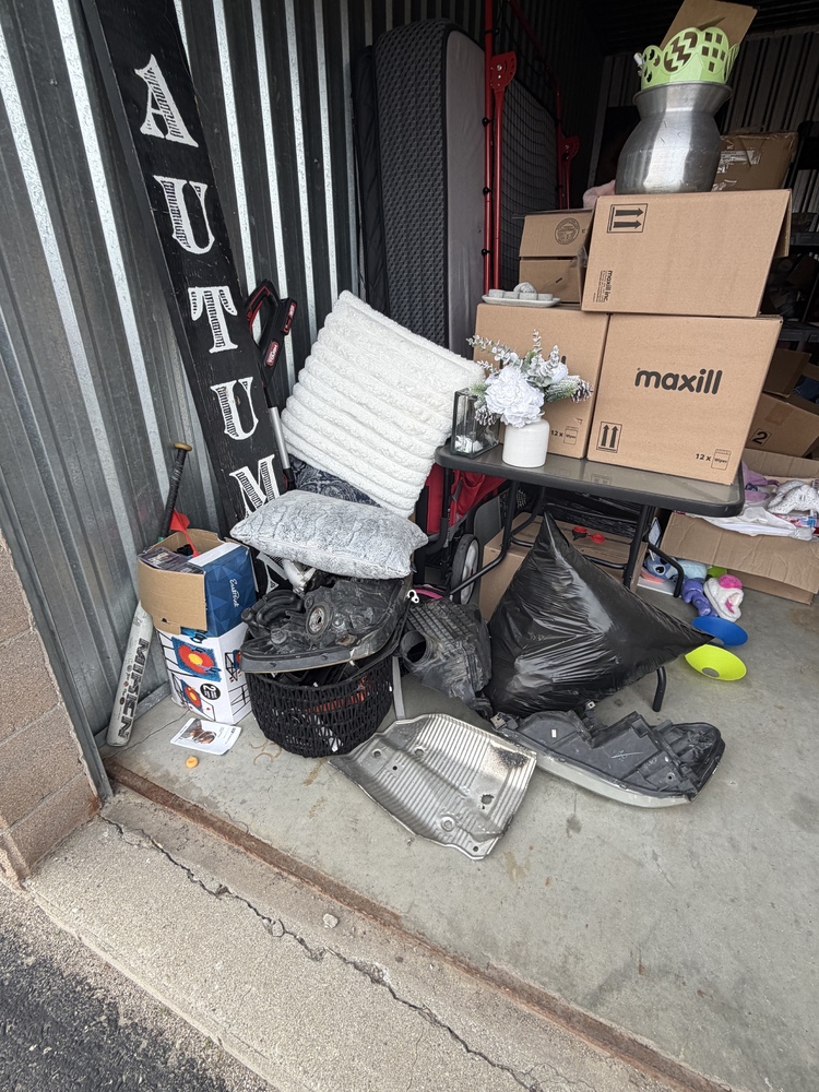 3004 - StorageMart St Thomas  auction IB-2917 60