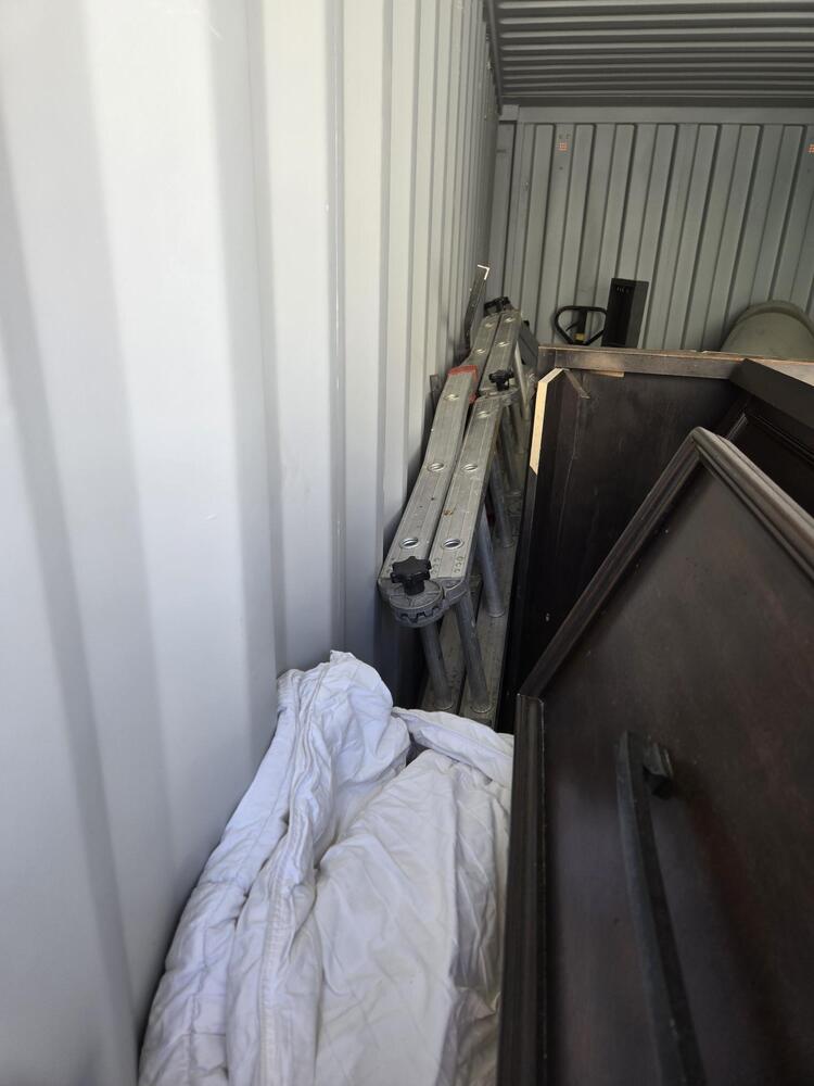 Secure-Rite Mobile Storage - Calgary  auction IB-4294