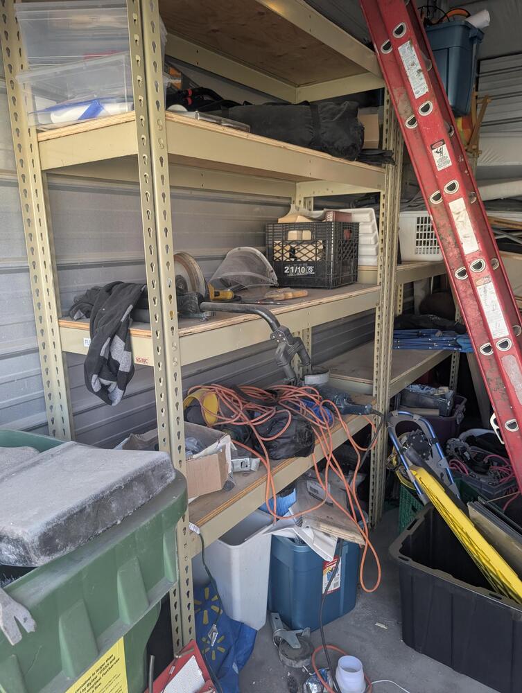 2552 - StorageMart Winterburn RD and 115 Ave  auction IB-6357 40