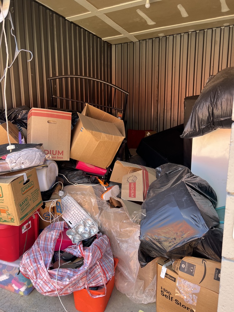 1-800 Stow & Go Self Storage  auction IB-3867