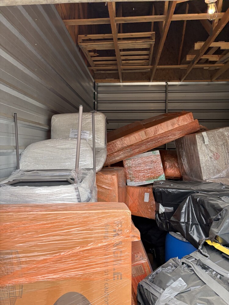 3307-StorageMart 52nd and Peigan Trail  auction IB-3924 20