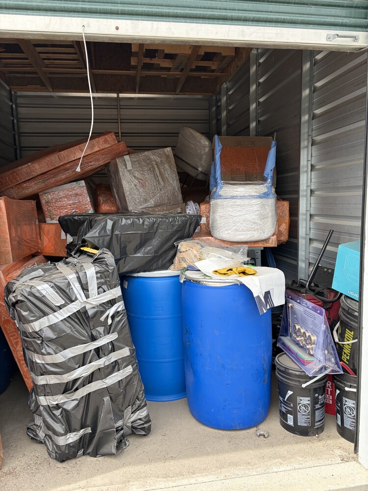 3307-StorageMart 52nd and Peigan Trail  auction IB-3924 30