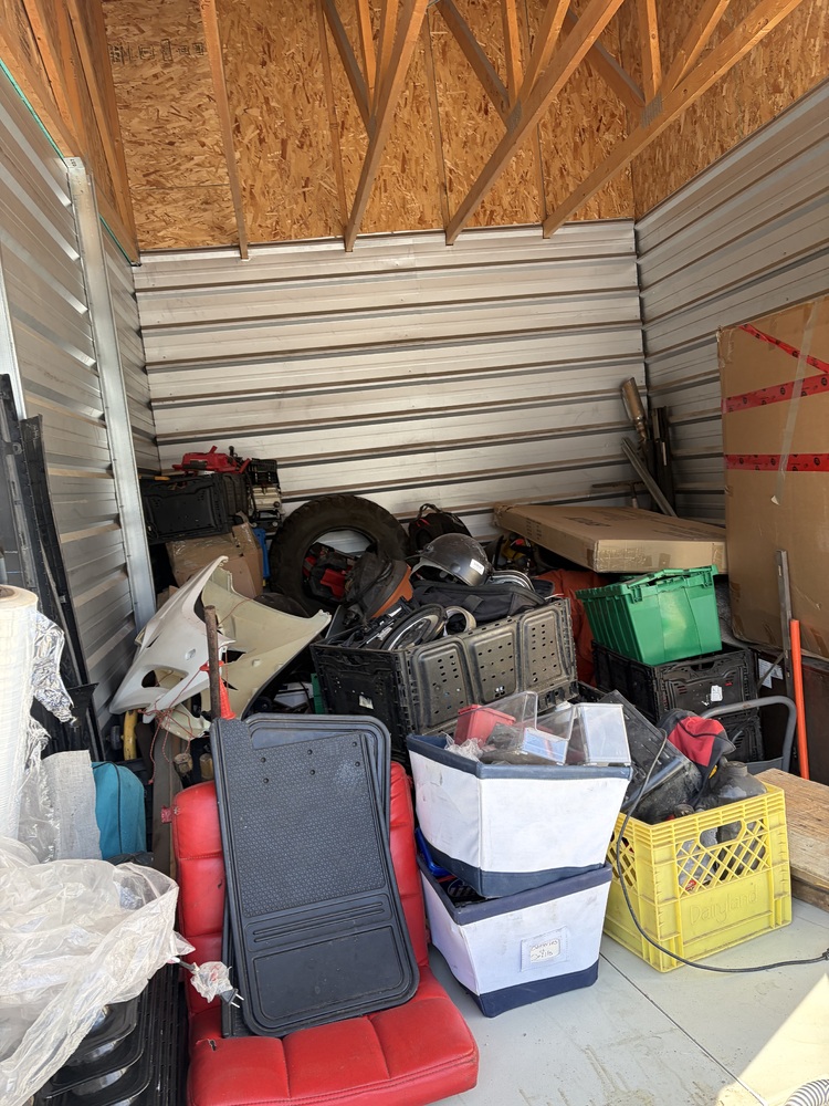 3307-StorageMart 52nd and Peigan Trail  auction IB-1049